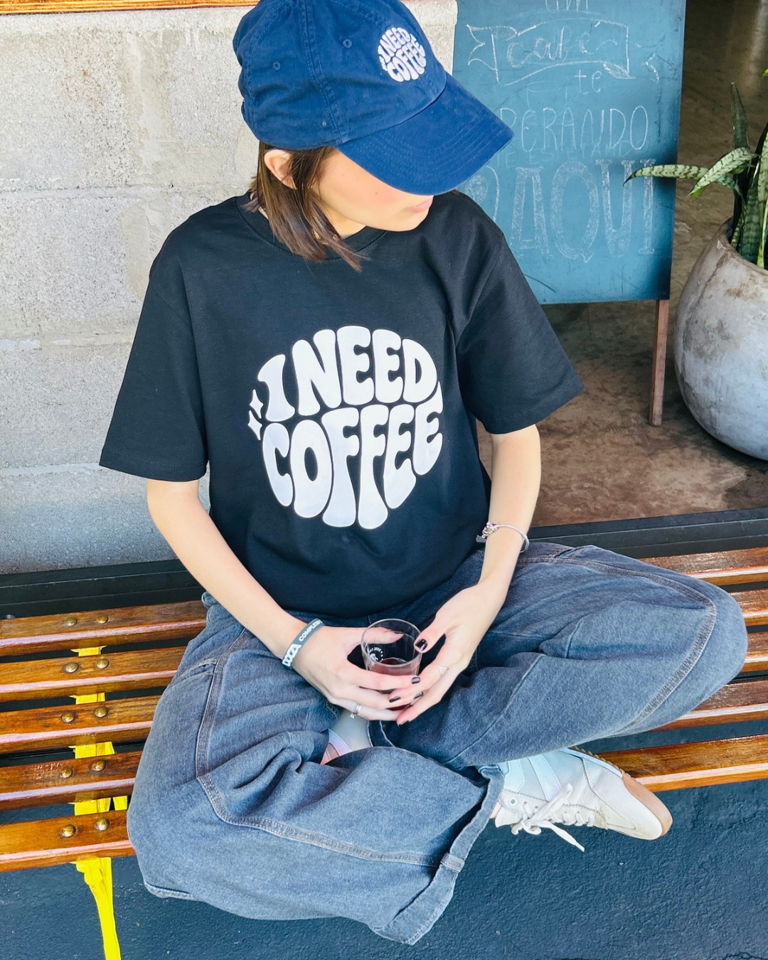 Camiseta I need Coffee