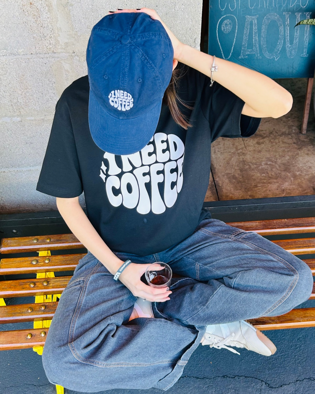 BONÉ I NEED COFFEE